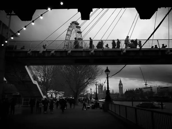 London Street Photo 2 cea87d67